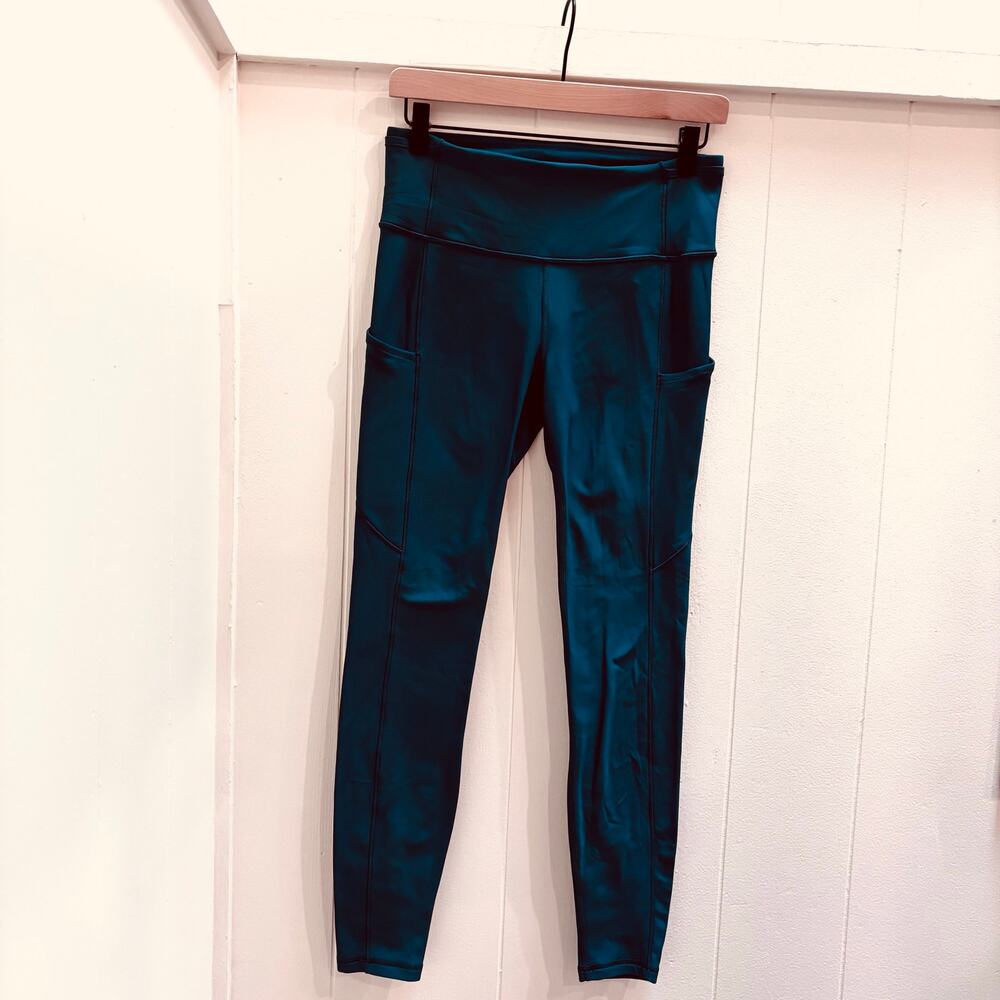 Lululemon Fast and Free High-Rise Thermal Tight 25" (5 Pocket) in Green Jasper - Picture 5 of 7